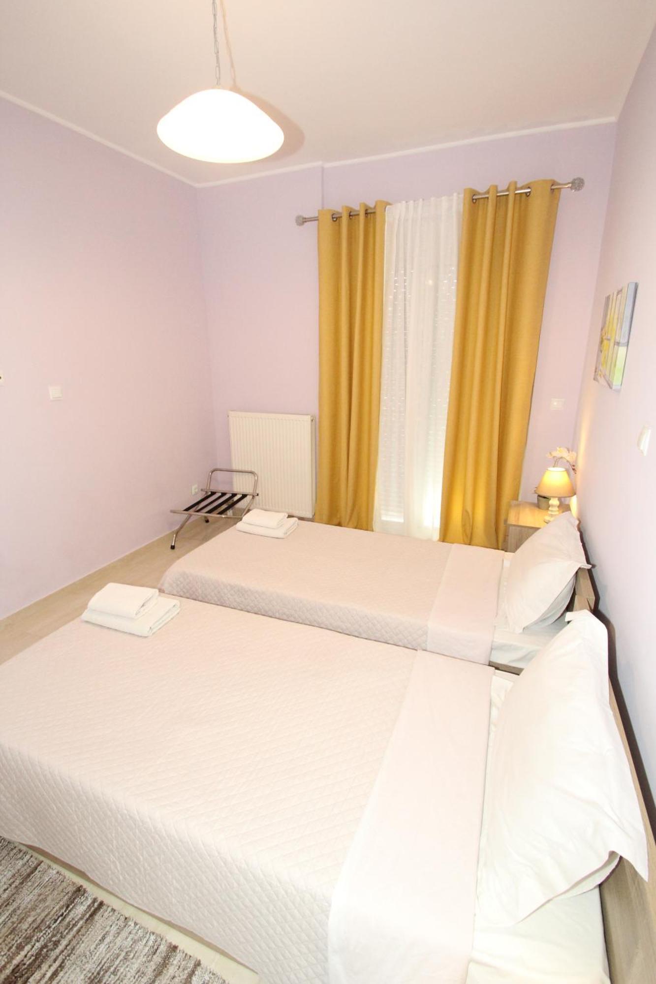 Filoxenia Apartment Луца Экстерьер фото